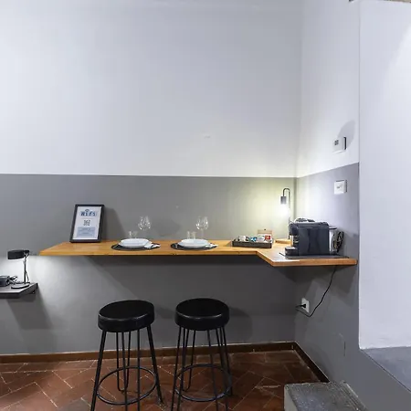 Ponte Vecchio 400 Mt Apartman *