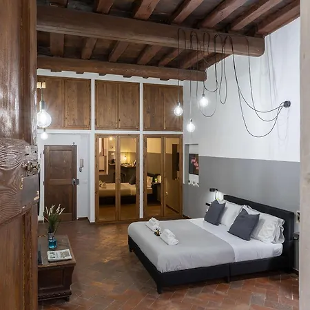Appartamento Ponte Vecchio 400 Mt
